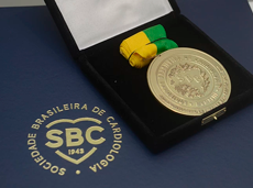 Prêmio Mérito SBC é entregue a destaques da cardiologia